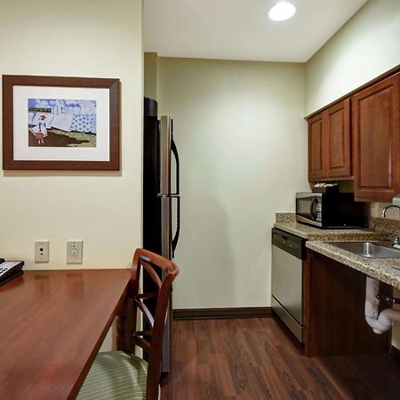 โฮมวูด สวีท บาย ฮิลตัน นอร์ท ชาร์ลสตัน/แอร์พอร์ต Hotel นอร์ทชาร์ลส์ตัน ภายนอก รูปภาพ