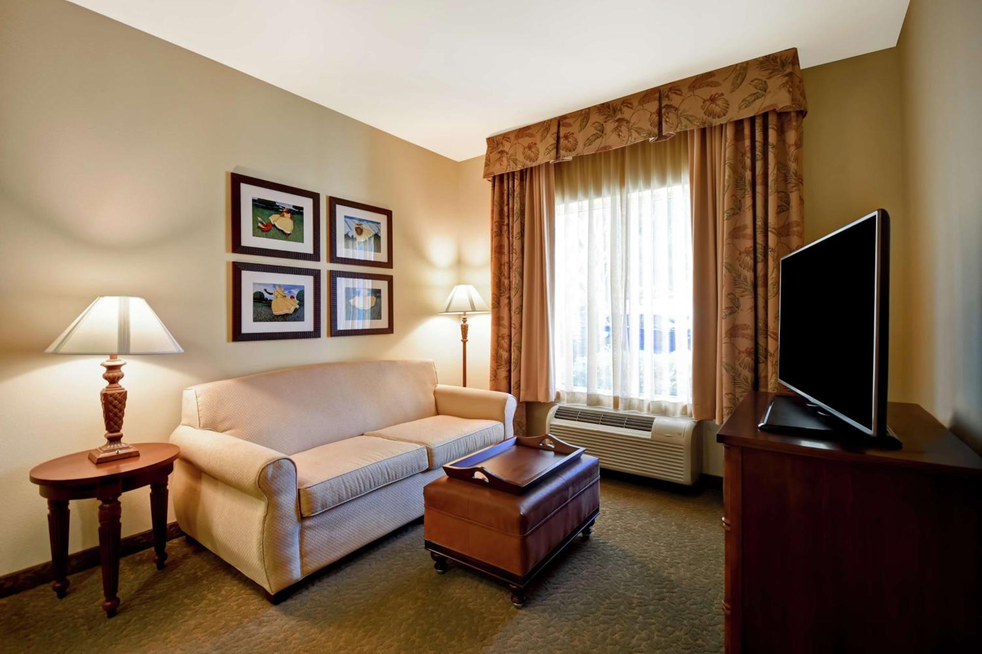 โฮมวูด สวีท บาย ฮิลตัน นอร์ท ชาร์ลสตัน/แอร์พอร์ต Hotel นอร์ทชาร์ลส์ตัน ภายนอก รูปภาพ