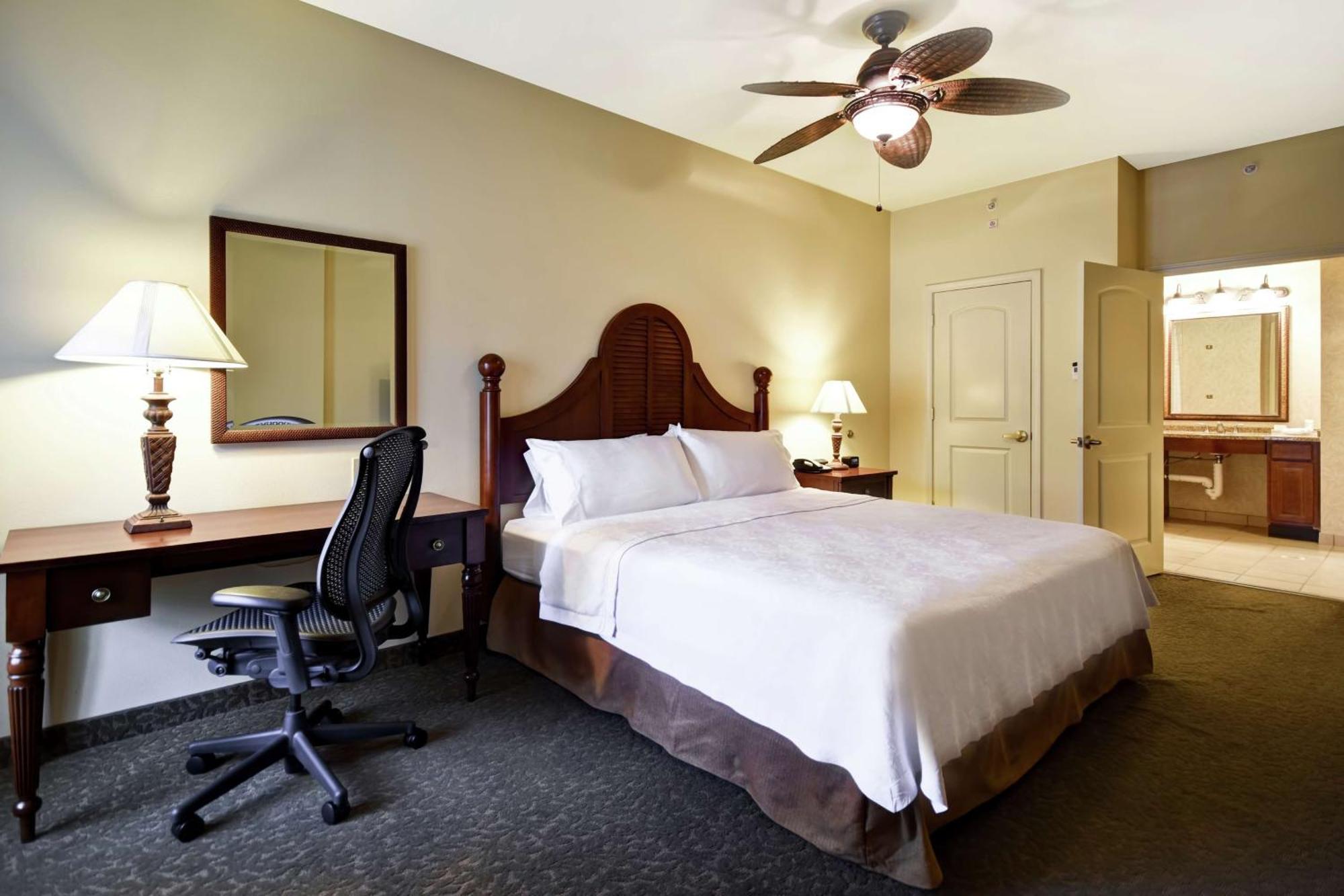 โฮมวูด สวีท บาย ฮิลตัน นอร์ท ชาร์ลสตัน/แอร์พอร์ต Hotel นอร์ทชาร์ลส์ตัน ภายนอก รูปภาพ