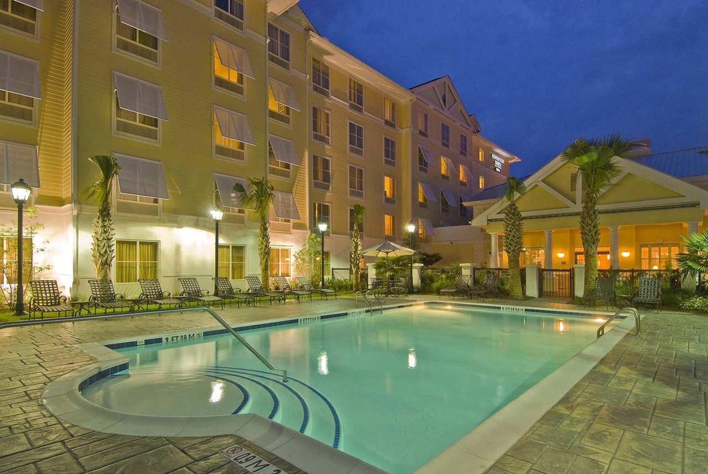 โฮมวูด สวีท บาย ฮิลตัน นอร์ท ชาร์ลสตัน/แอร์พอร์ต Hotel นอร์ทชาร์ลส์ตัน ภายนอก รูปภาพ